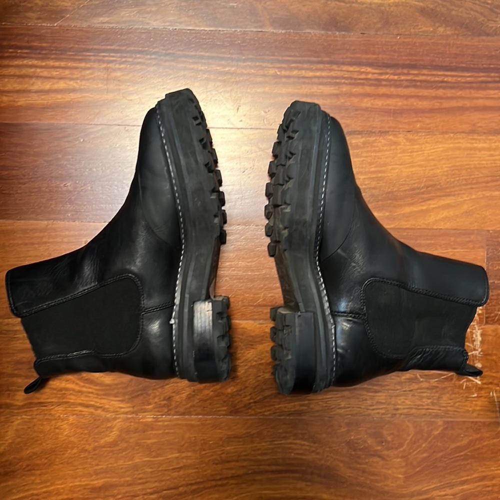 Aqua Lug Sole Boot